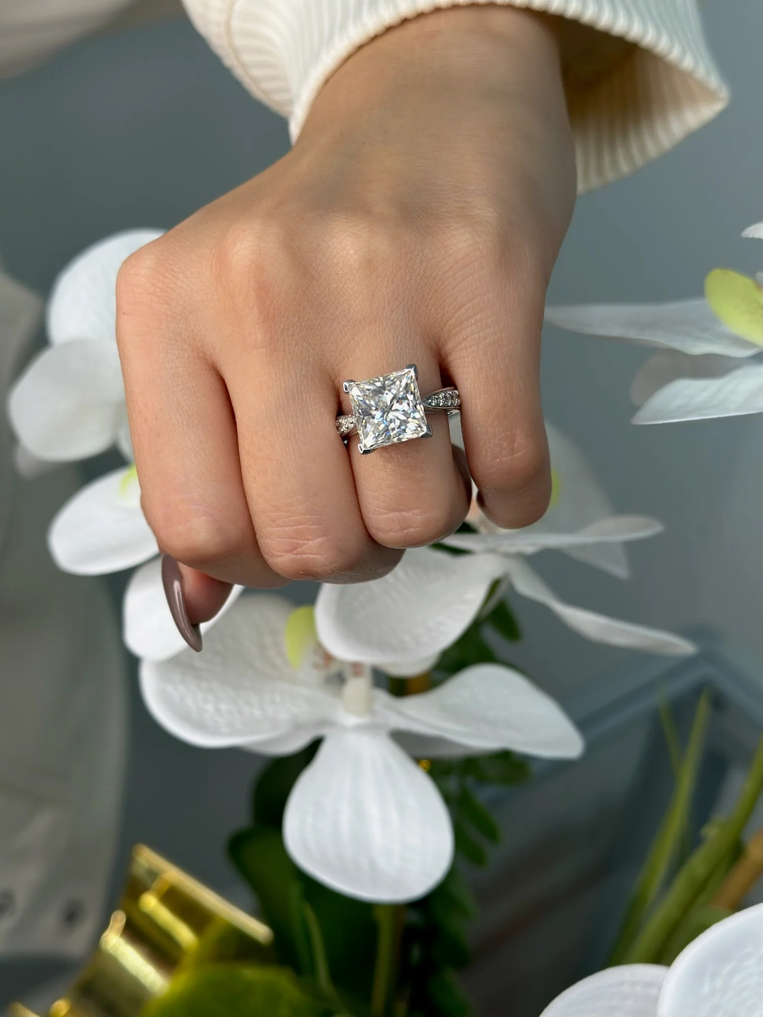 Princess Cut Lab-Grown Diamond Engagement Ring with SideStones Channel Setting - Image 4