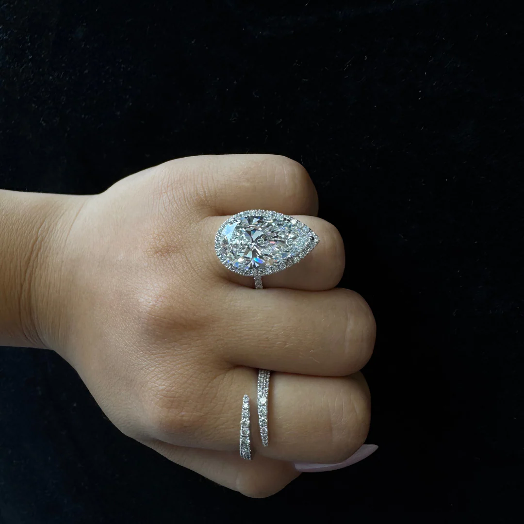 Pear Shaped Lab Grown Diamond Solitaire Engagement Ring with Halo & SideStones - Image 3