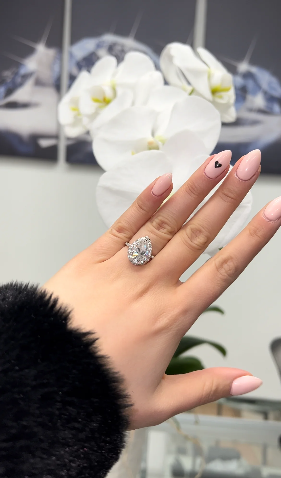 Pear Shaped Lab Grown Diamond Solitaire Engagement Ring with Halo & SideStones - Image 4