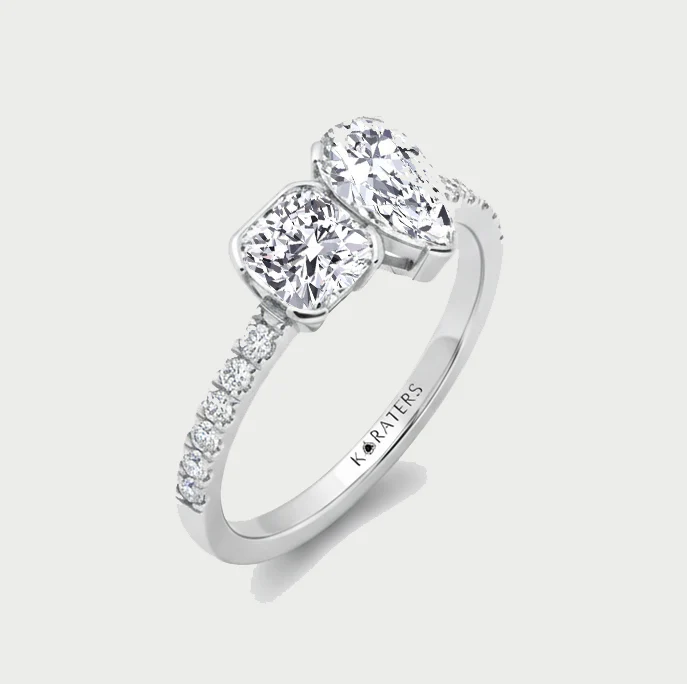 Pear Lab Diamond Engagement Rings