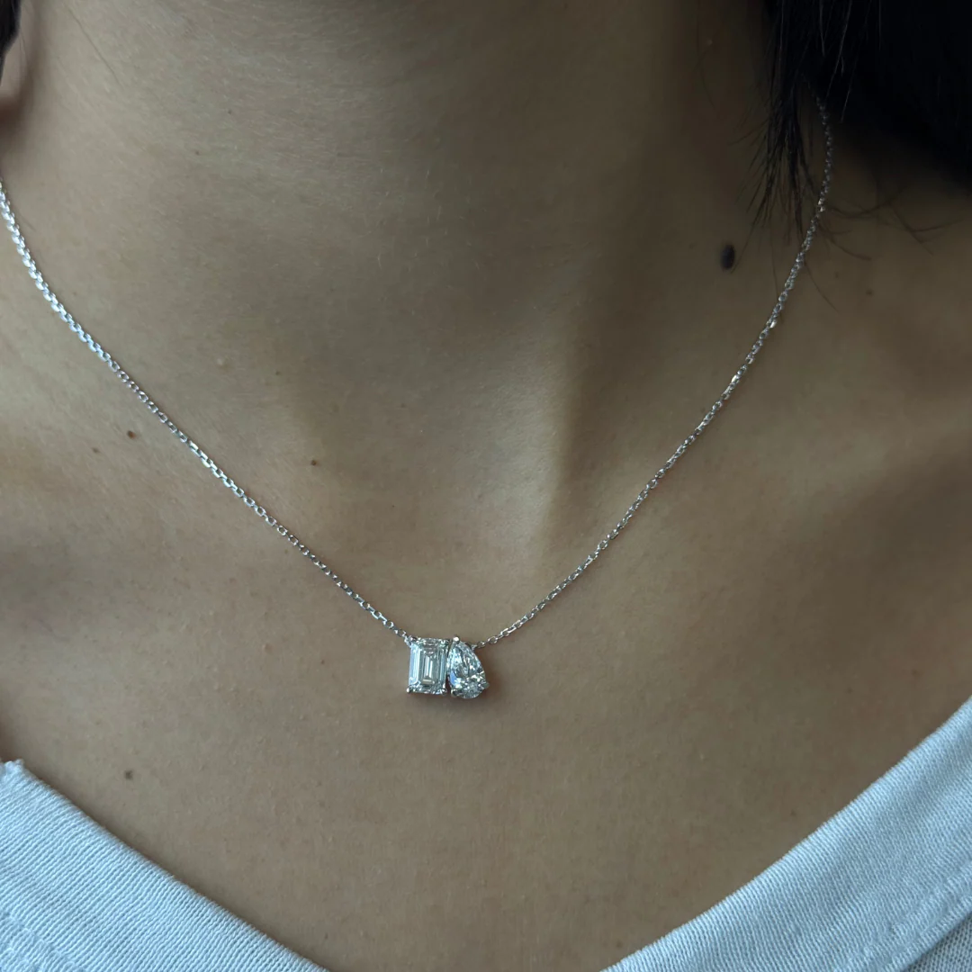 Toi Et Moi Emerald & Pear Shape Lab Grown Diamond Pendant - Image 16