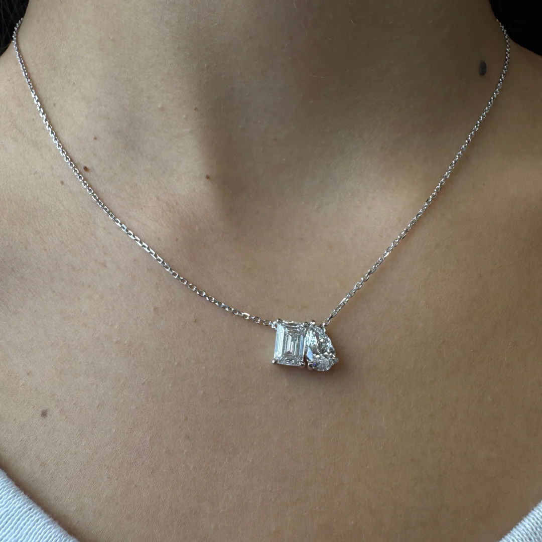 Toi Et Moi Emerald & Pear Shape Lab Grown Diamond Pendant - Image 17