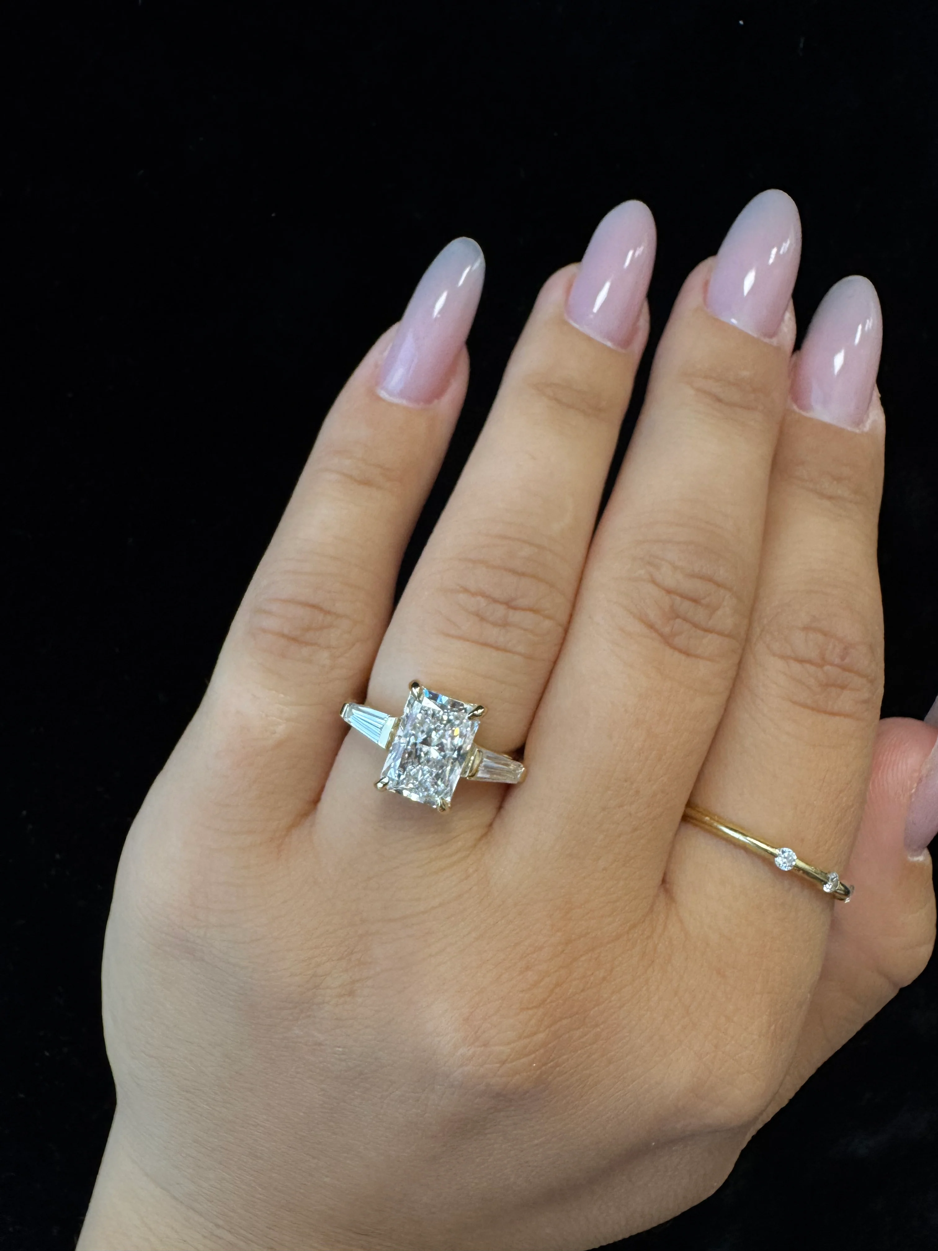 Radiant Cut Lab Grown Diamond Engagement Ring with Tapered Baguette Sidestones - Image 3